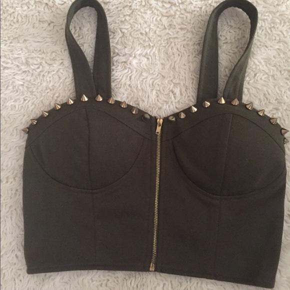 Cropped Push-up Top - Picture 3 of 4